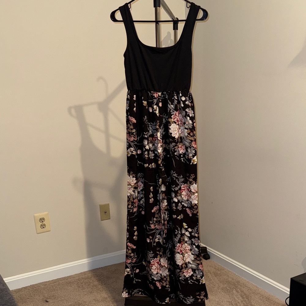 Black Floral Sleeveless Jumpsuit